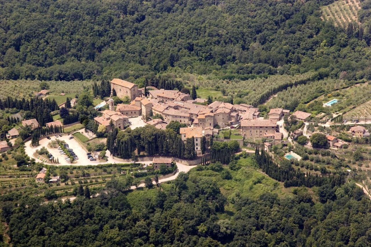 Pozza Di Volpaia By Salogi Villas Radda in Chianti Exterior photo