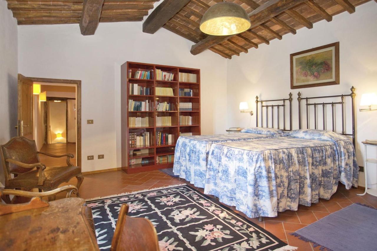 Pozza Di Volpaia By Salogi Villas Radda in Chianti Exterior photo