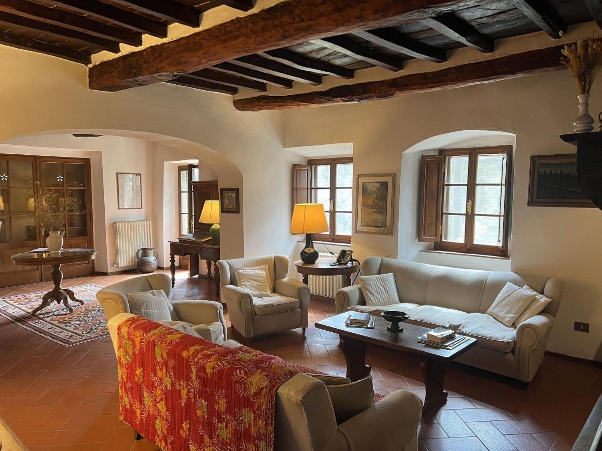 Pozza Di Volpaia By Salogi Villas Radda in Chianti Exterior photo