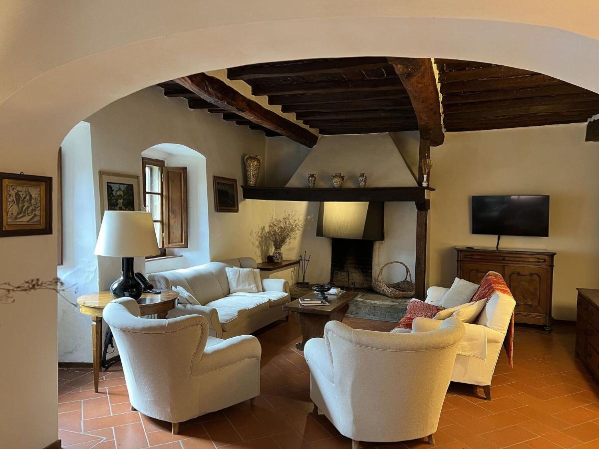 Pozza Di Volpaia By Salogi Villas Radda in Chianti Exterior photo