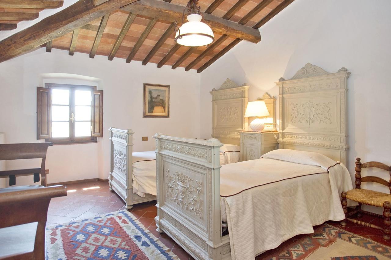 Pozza Di Volpaia By Salogi Villas Radda in Chianti Exterior photo